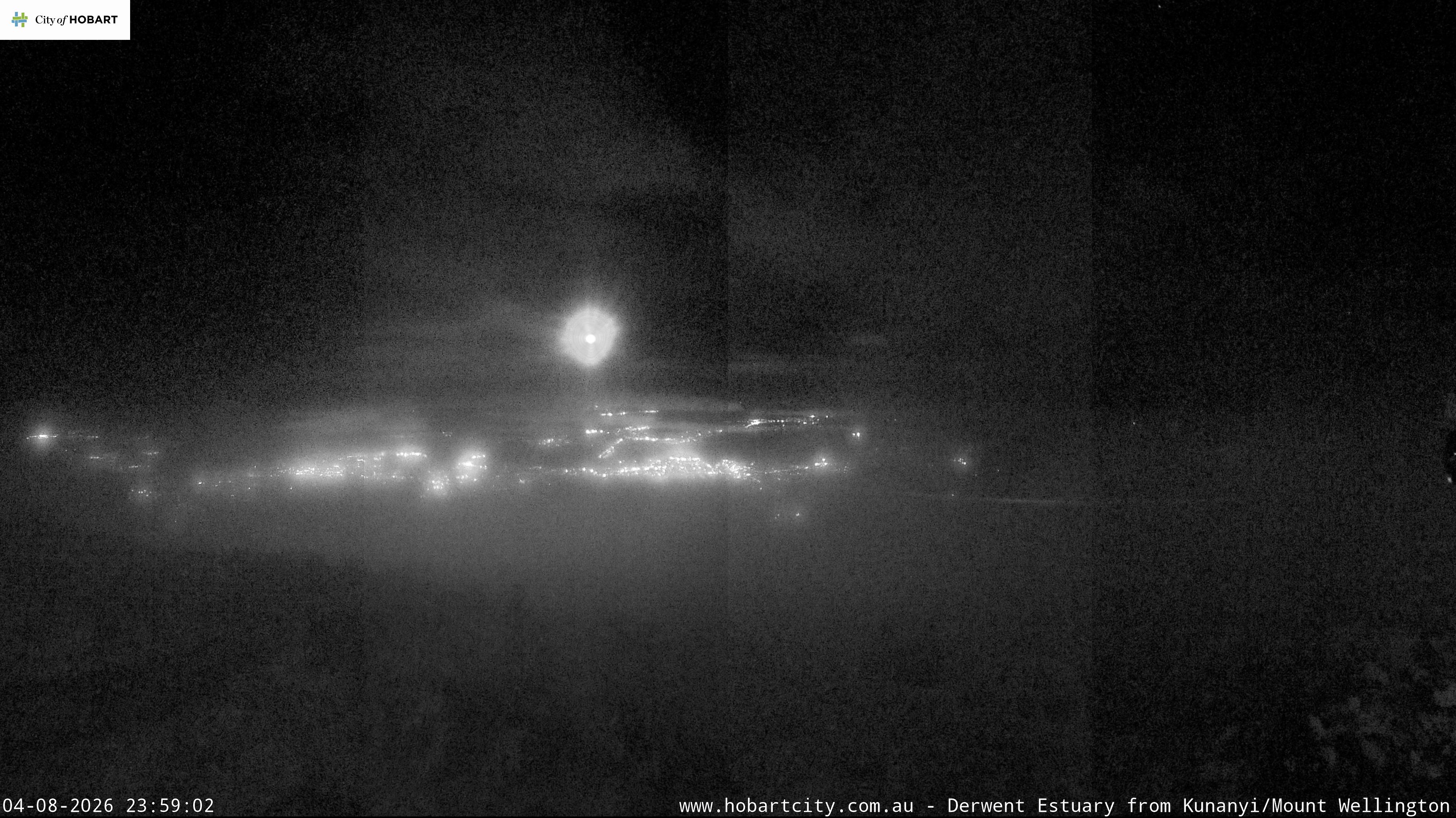 kunanyi / Mt Wellington Hobart and Derwent Estuary snow cam captured at 4 August 2026 at 11:59 pm AEST