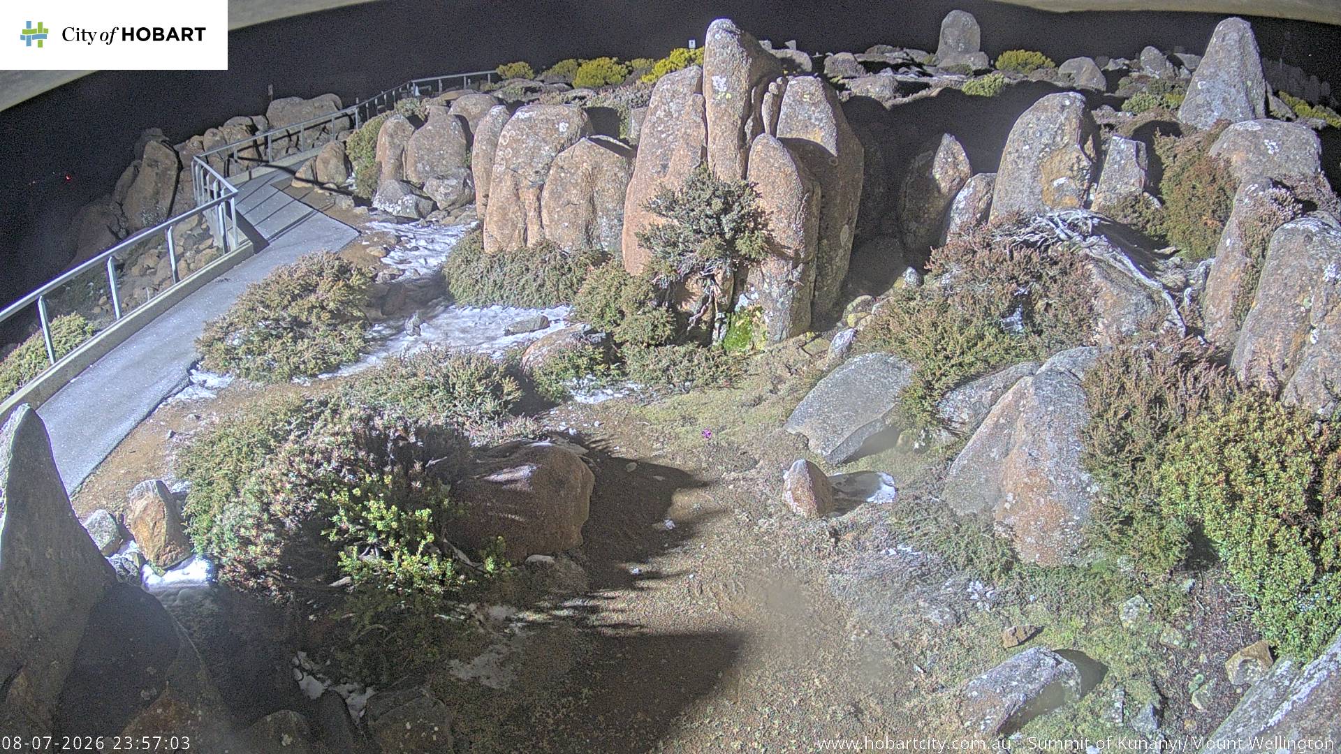 kunanyi / Mt Wellington Summit snow cam captured at 8 July 2026 at 11:57 pm AEST