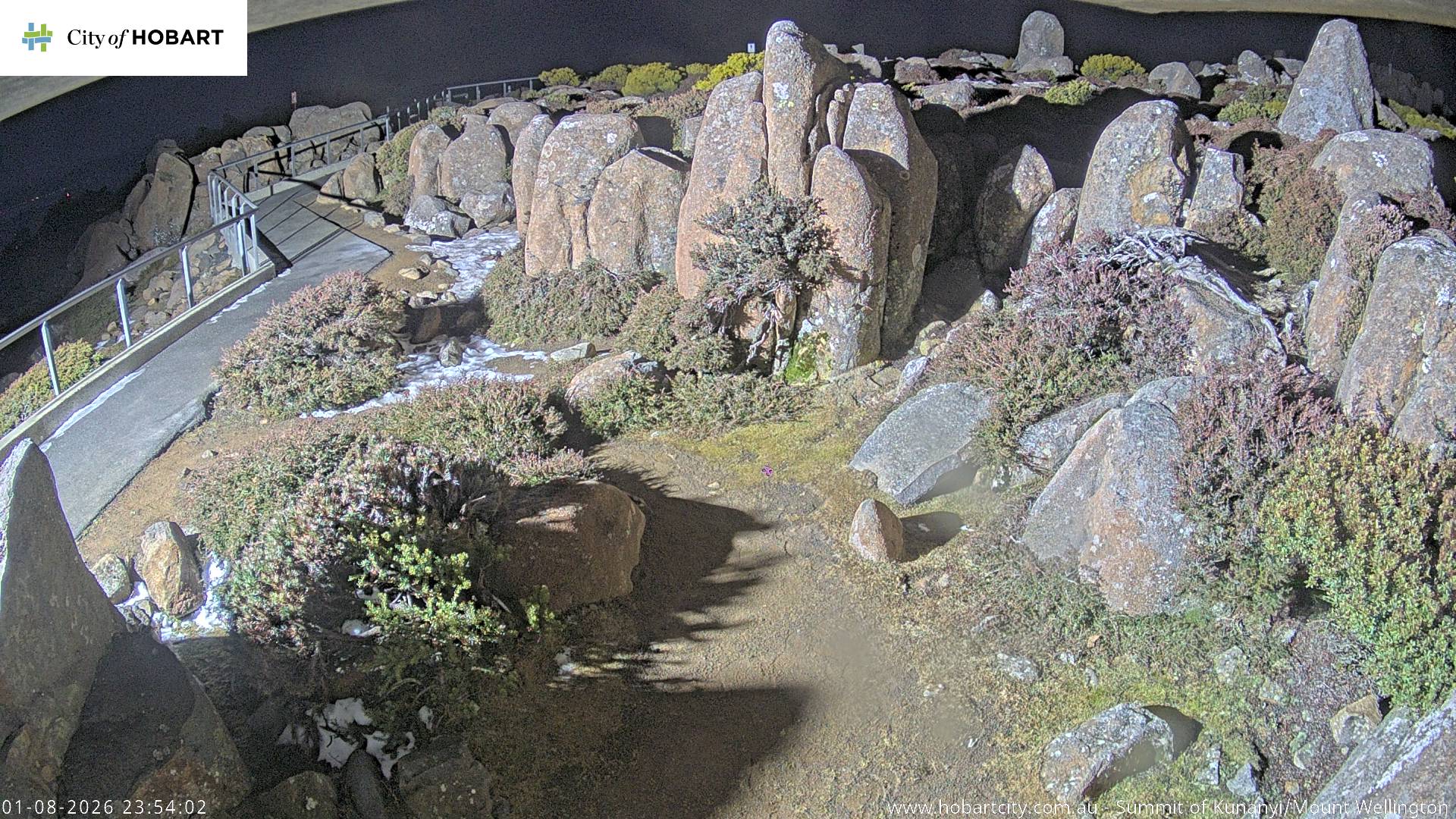 kunanyi / Mt Wellington Summit snow cam captured at 1 August 2026 at 11:54 pm AEST