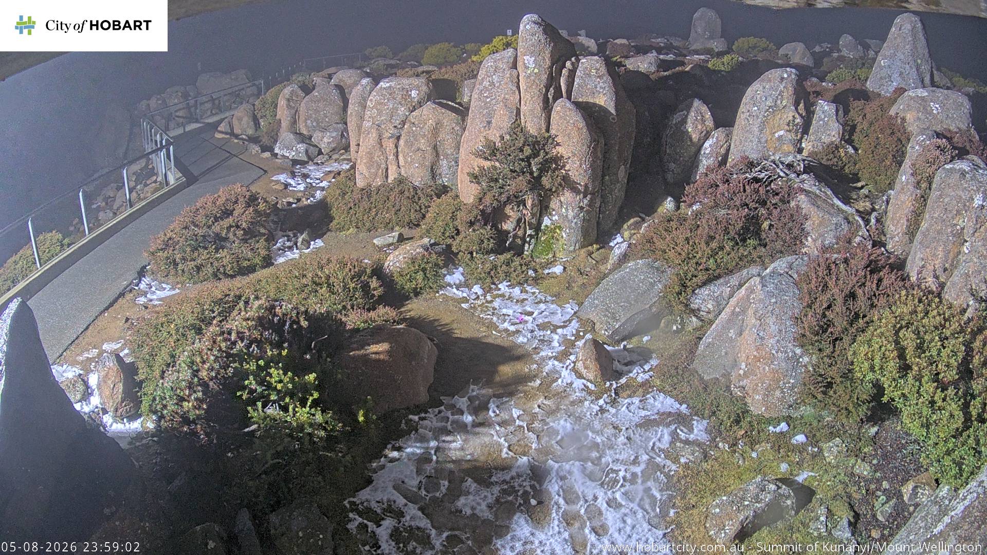 kunanyi / Mt Wellington Summit snow cam captured at 5 August 2026 at 11:59 pm AEST