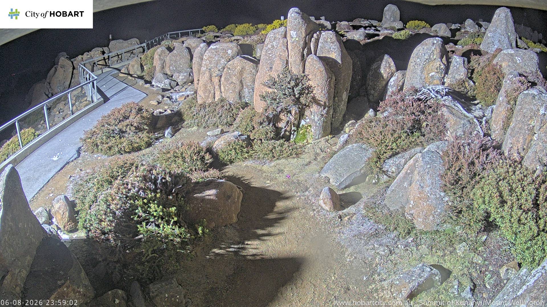 kunanyi / Mt Wellington Summit snow cam captured at 6 August 2026 at 11:59 pm AEST